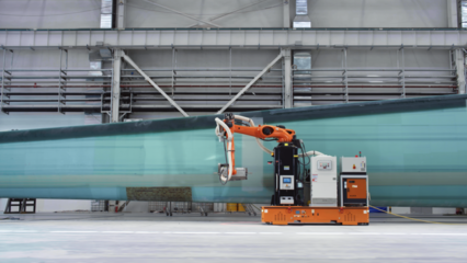 觀“湘”門丨加“數”前行，探秘蓮城“智造” 企業(yè)孵化的數字引擎